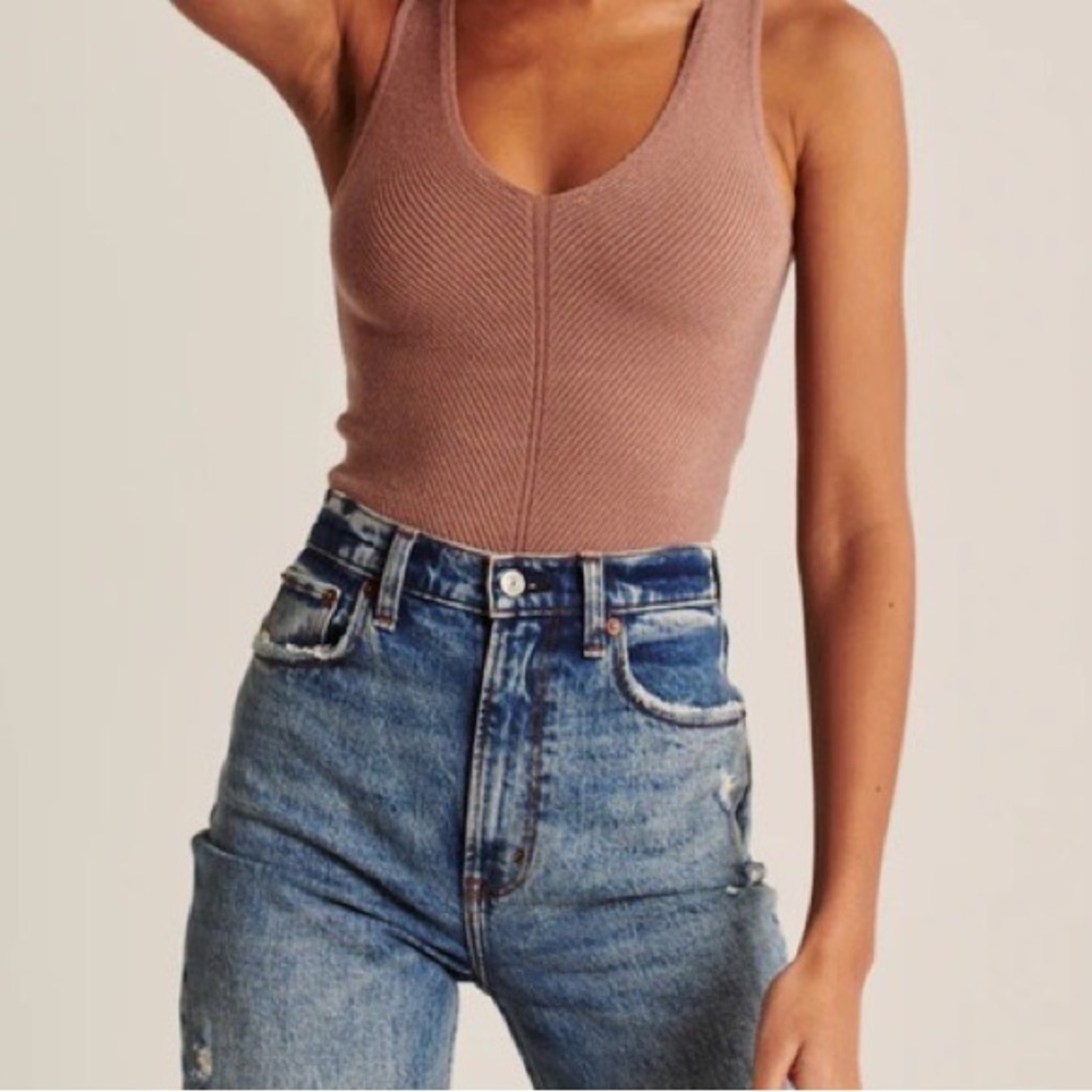 Abercrombie & Fitch V Neck Sweater Tank